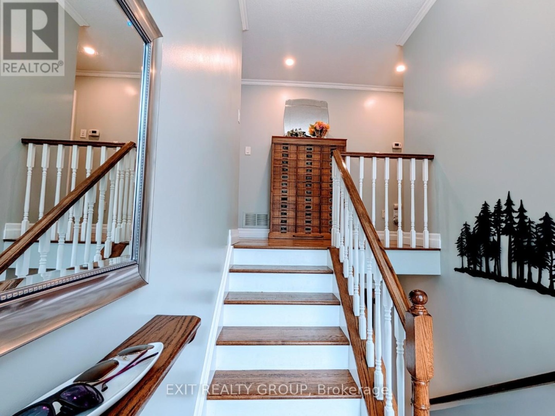 76 JOHN DILLINGNO STREET, 