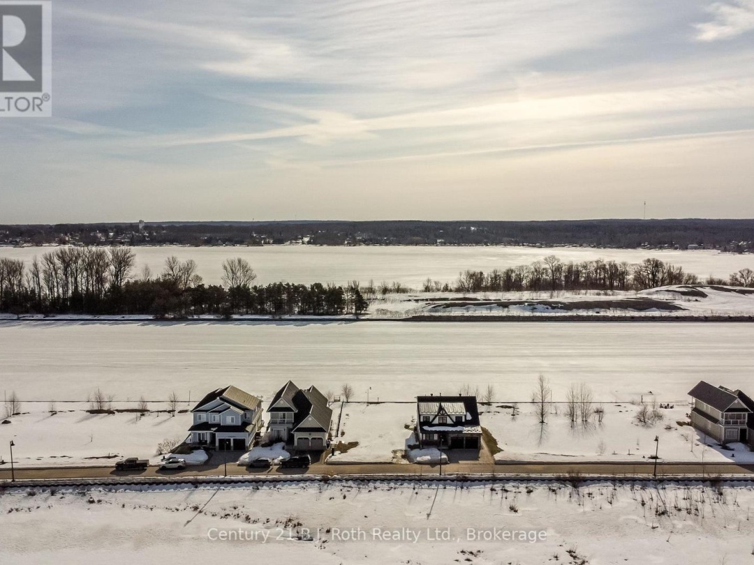 27 53 Dock Lane, Georgian Bay