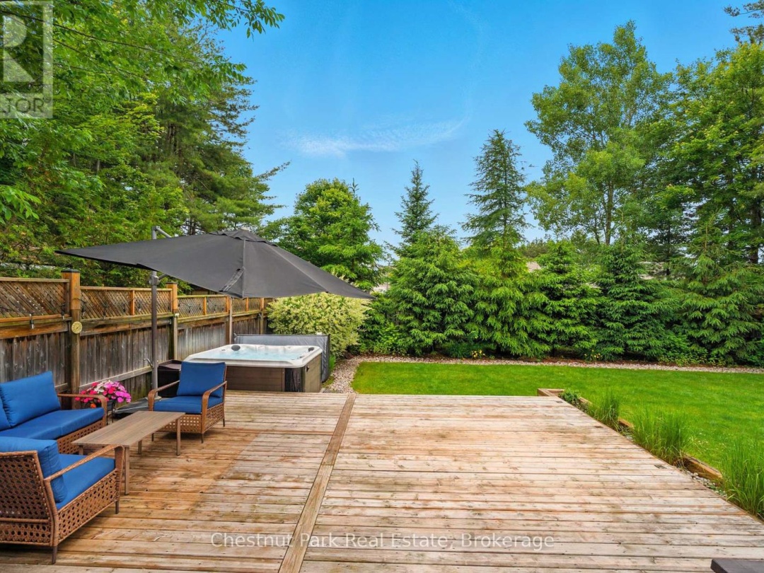33 CLEARBROOK TRAIL, 