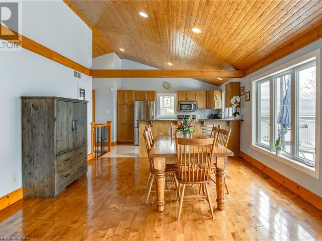 14 Lighthouse Crescent S, Georgian Bay