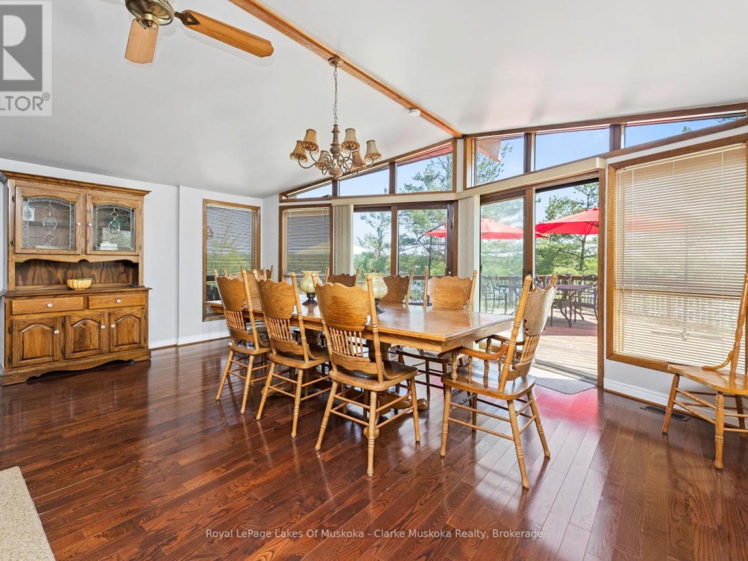 104 POINTS OF VIEW ROAD, 