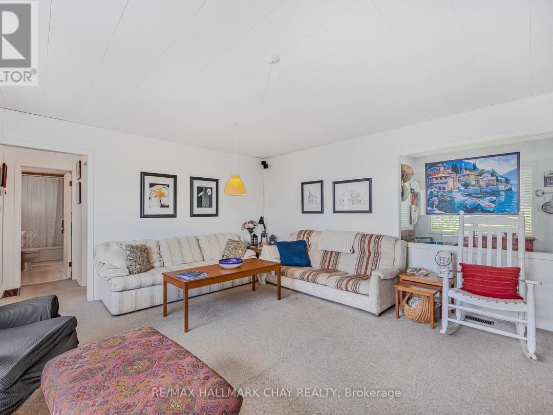 1125 WOODLAND DRIVE, Lake Simcoe