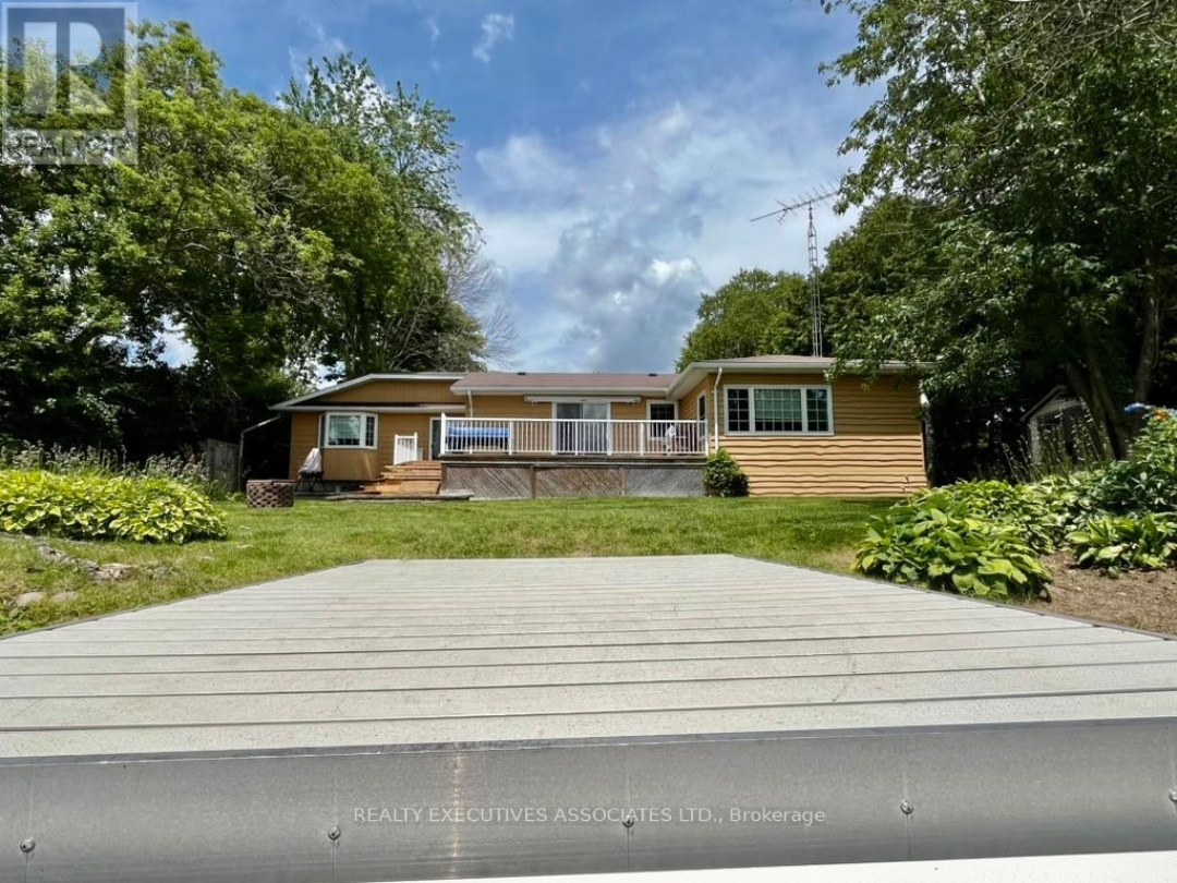 22 Lakeview Boulevard, Lake Scugog