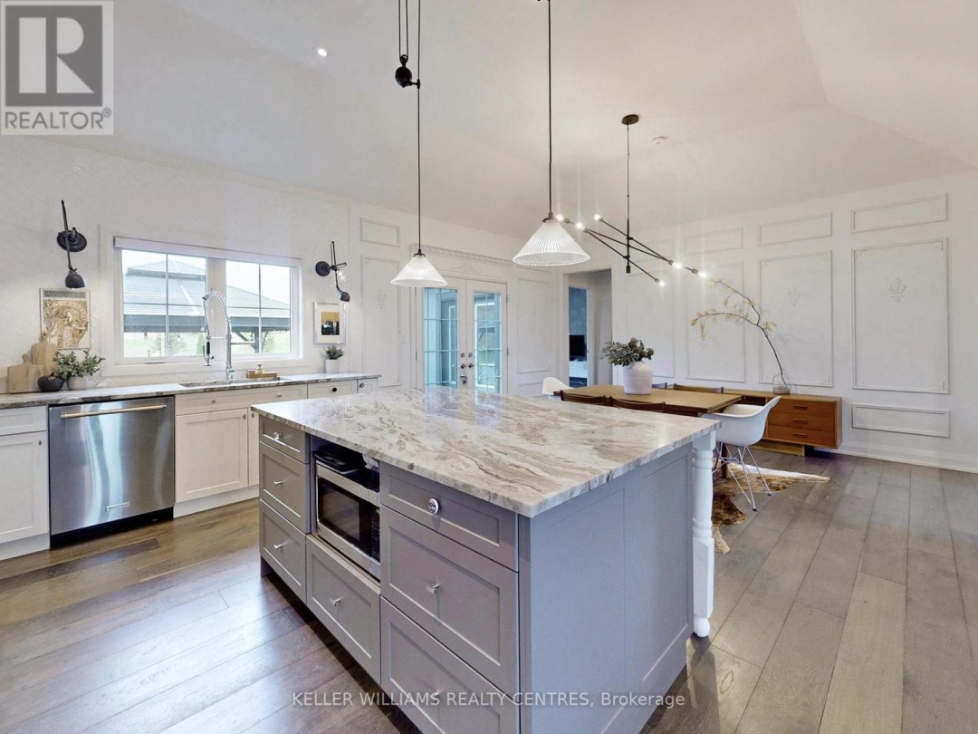 2 THOROUGHBRED DRIVE, Oro-Medonte