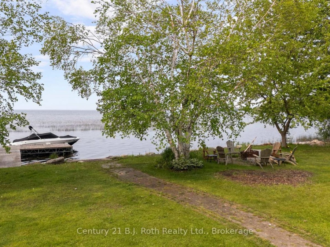 3772 HARRY'S LANE, Lake Simcoe