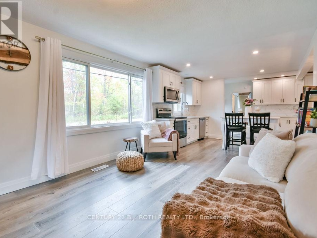 2695 CUMBERLAND ROAD, 