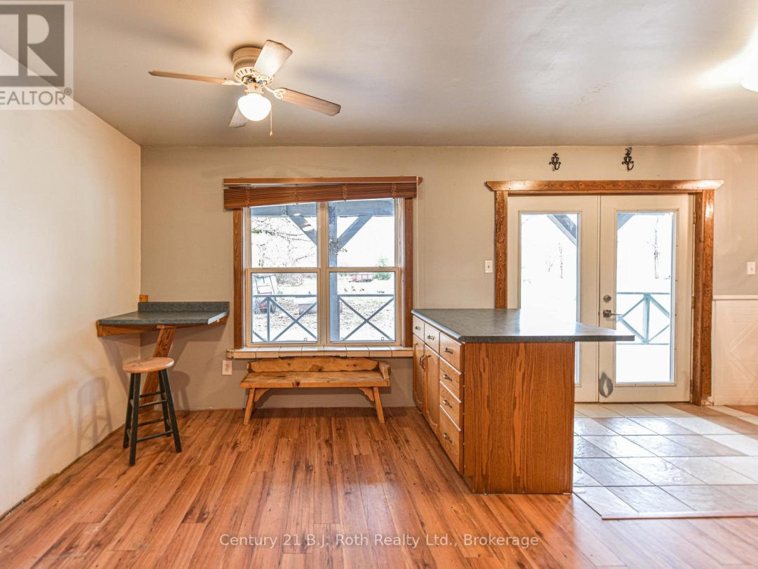 5135 SIDEROAD 25, 
