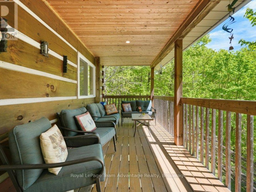 52 LITTLE OTTER LANE, Otter Lake