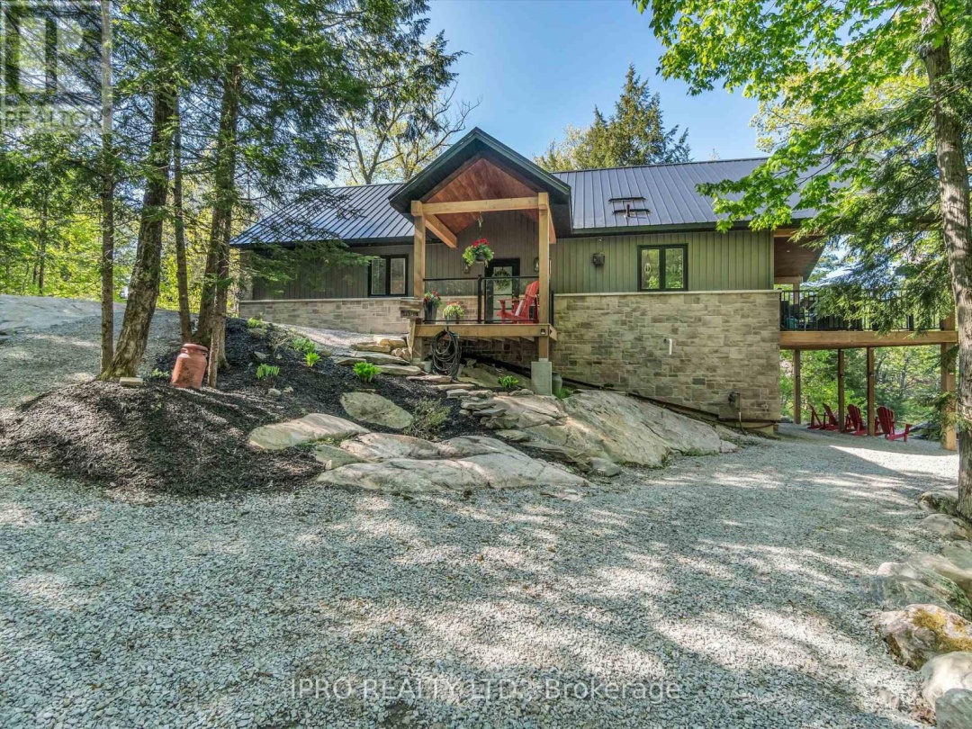 1907 Island Road, Gloucester Pool