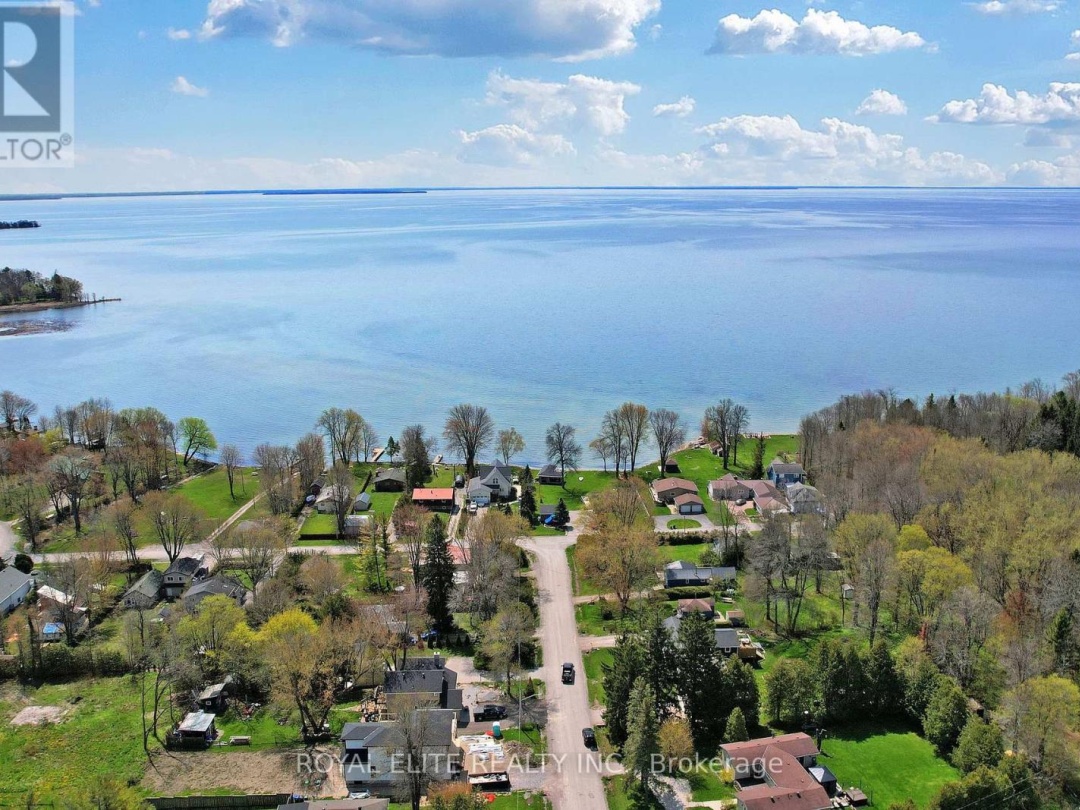 3965 HILLTOP ROAD, 
