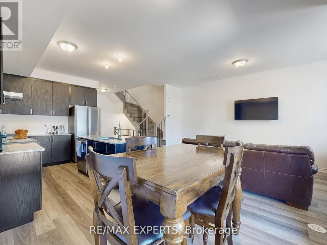 31 Wyn Wood Lane, Orillia
