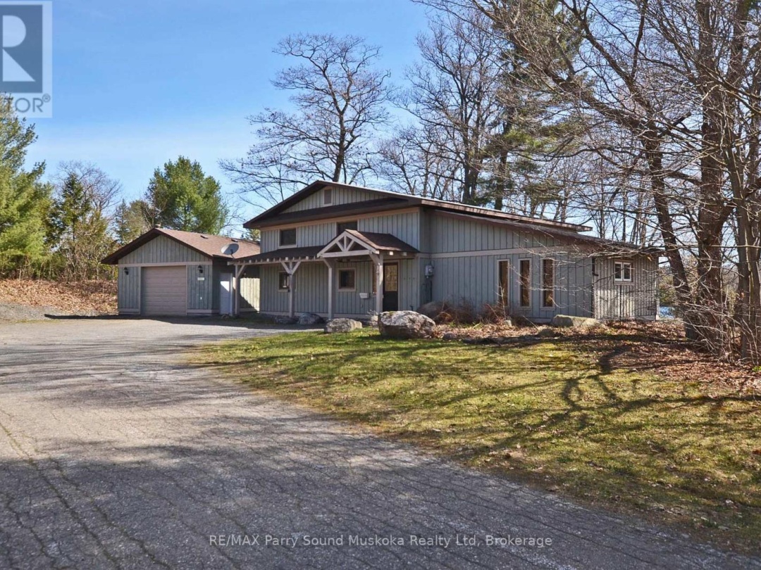 149 Highway 124 Highway, Bell Lake