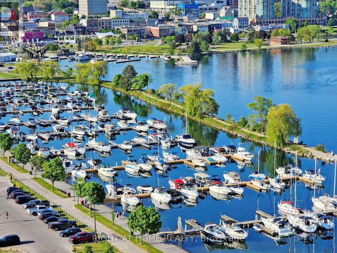 PH06 - 37 ELLEN STREET, 