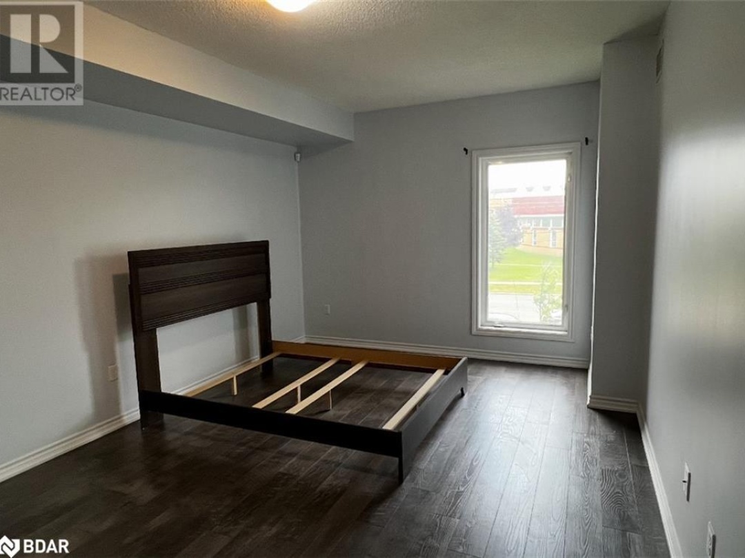 720 YONGE Street Unit# 205, 