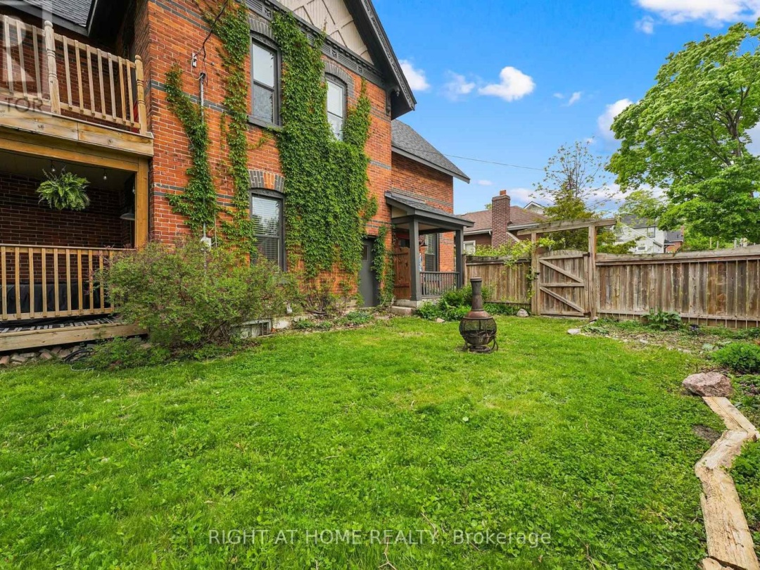 182 Nottawasaga Street, Orillia