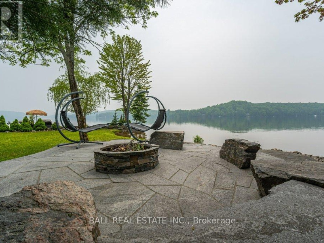 1856 Blueberry Trail, Drag Lake