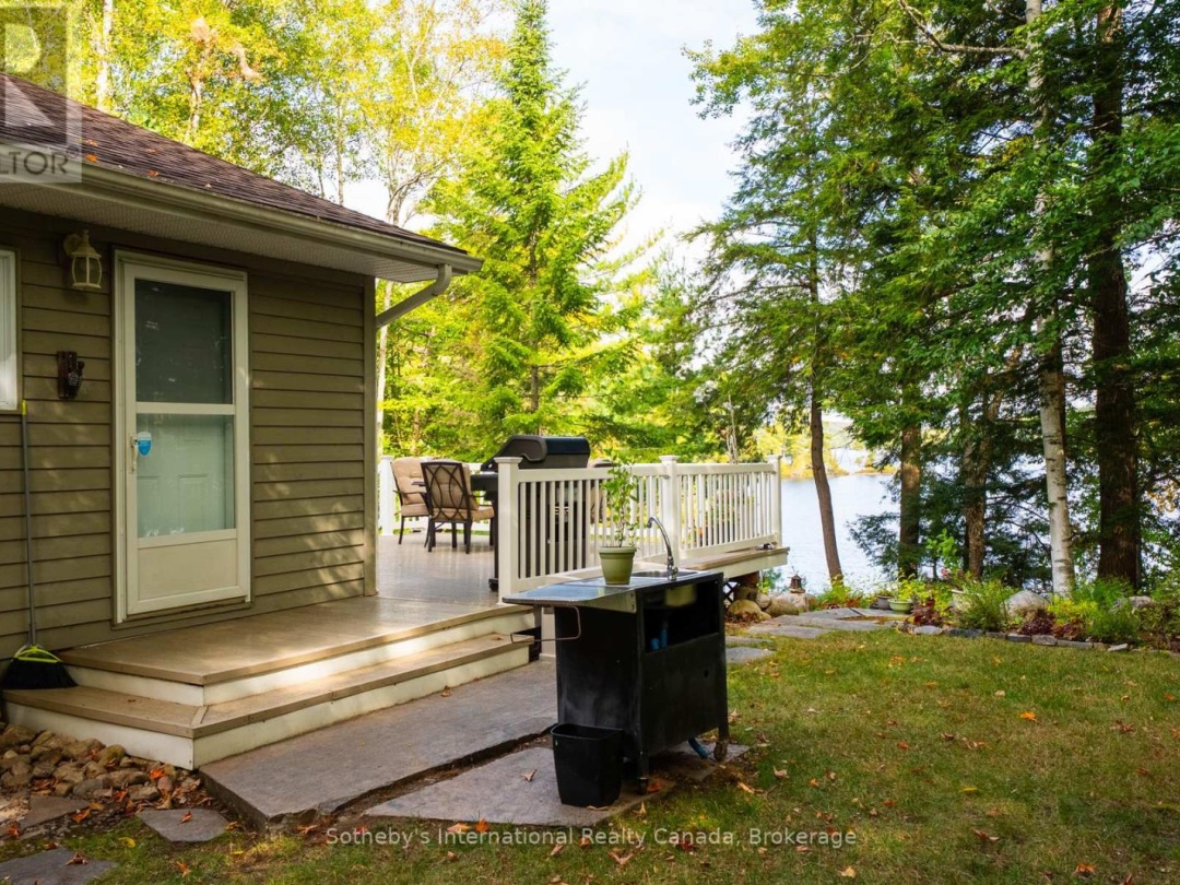 20 FISH ROCK ROAD, 