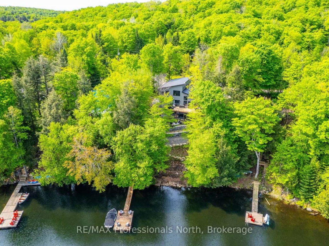 1063 Mink Road, Long Lake
