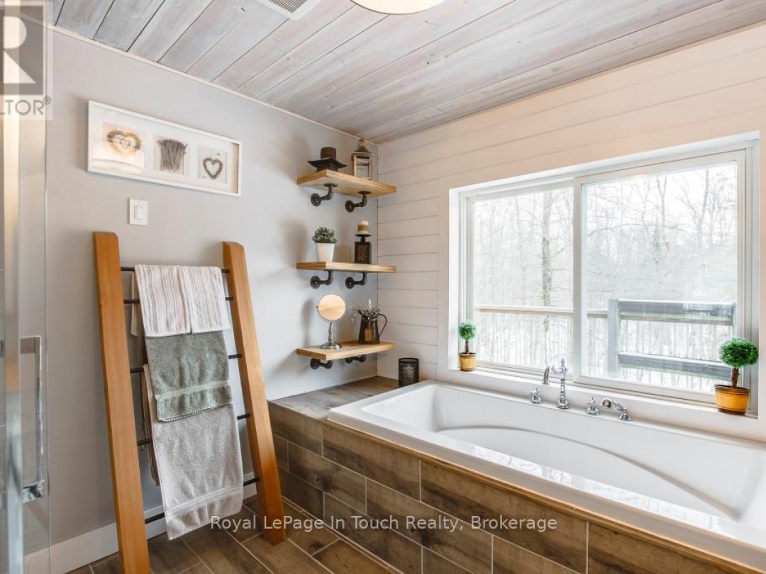 36 Meadows Avenue, Georgian Bay
