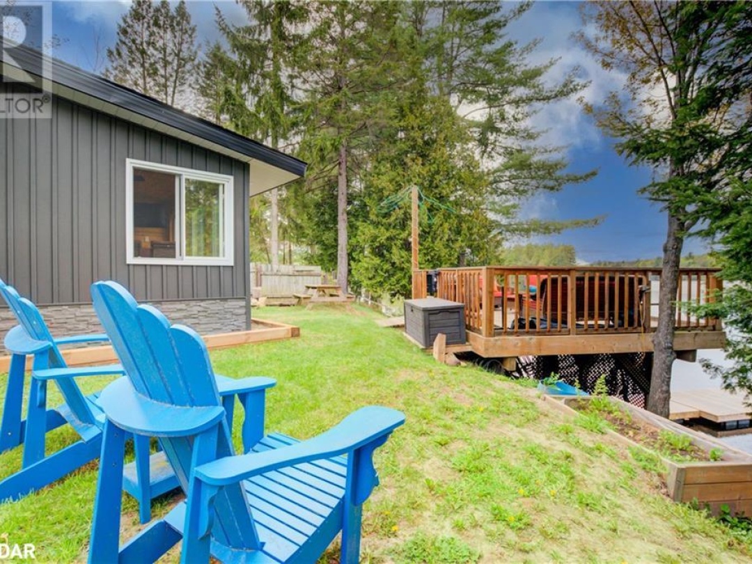 1105 LAKESHORE ROAD Road, Gooderham Lake