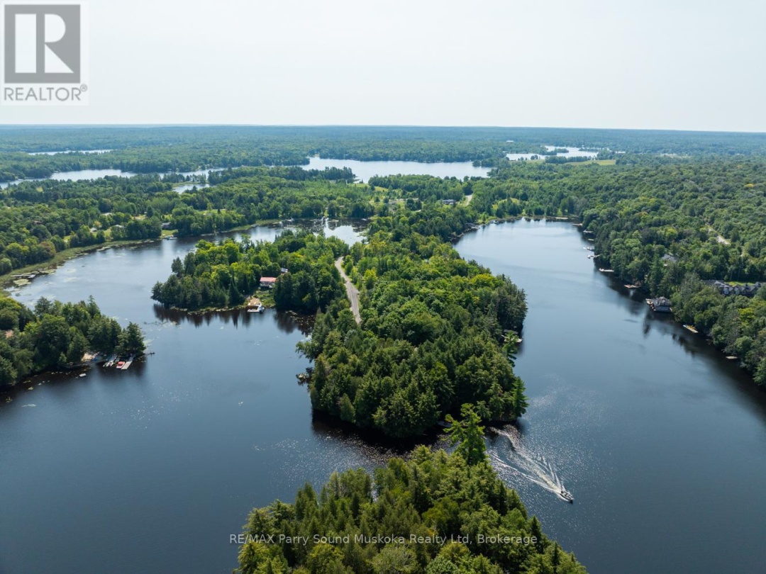 18 Meharg Drive, Manitouwabing Lake