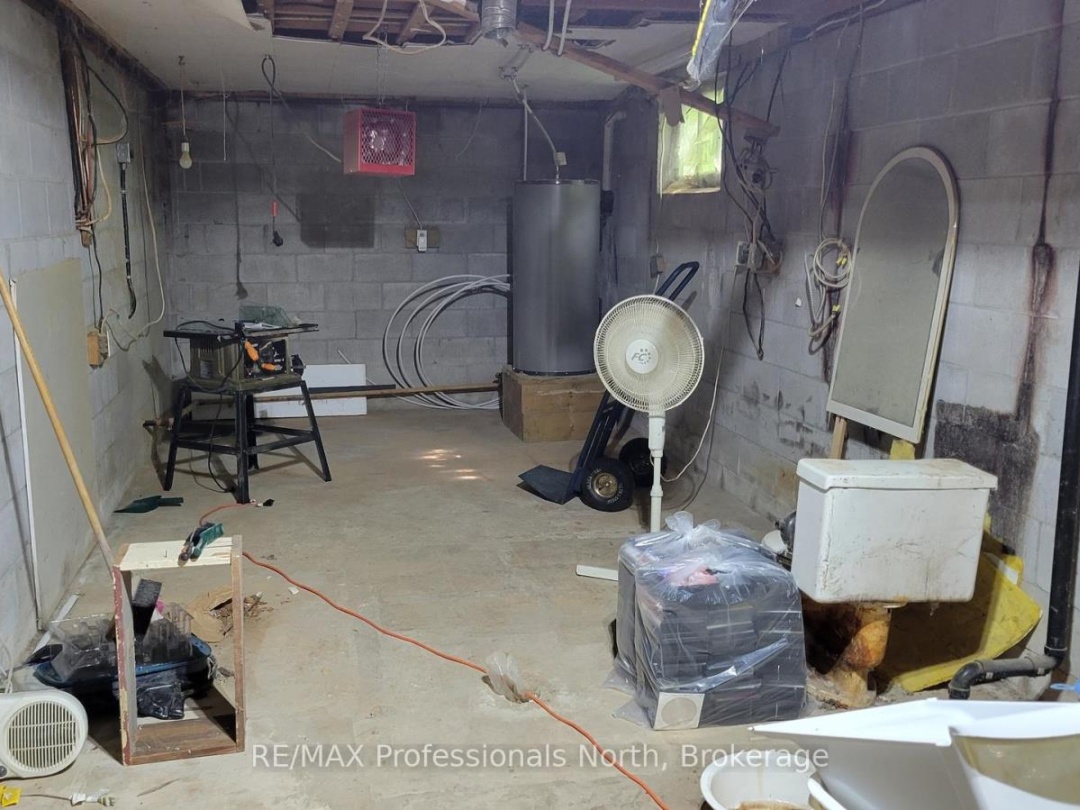 21 MEADOW PARK DRIVE, 