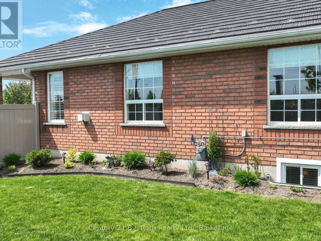 3196 Monarch Drive, Orillia