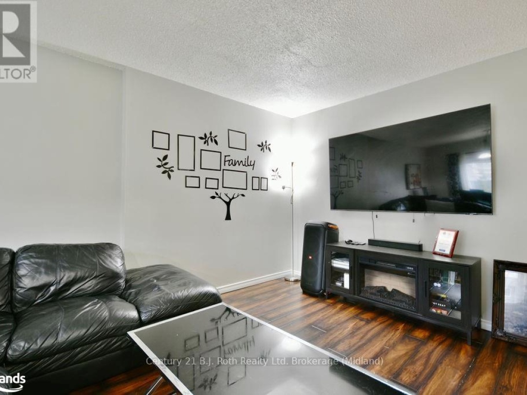 7 441 Barrie Road, Orillia