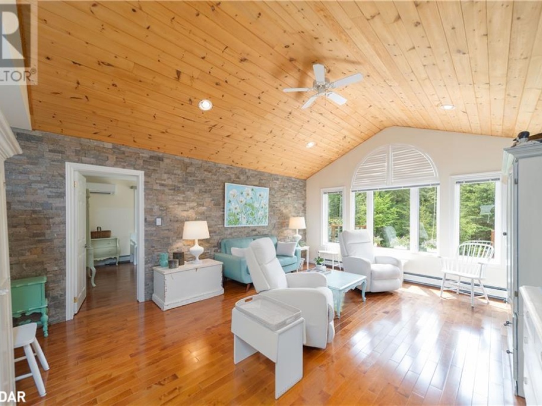 1065 Forrester Trail, Muskoka River