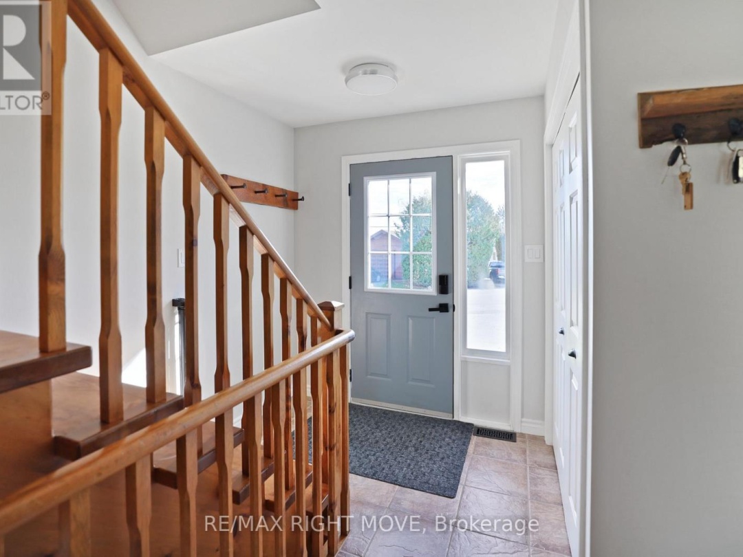 2900 LAKESIDE DRIVE, 