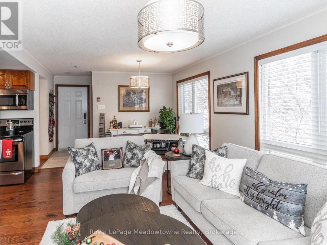 301 - 34 DEERHURST GREENS ROAD, 