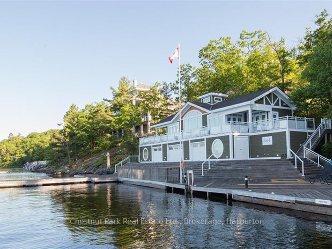 4 - 1869 MUSKOKA DISTRICT ROAD 118 WEST, 