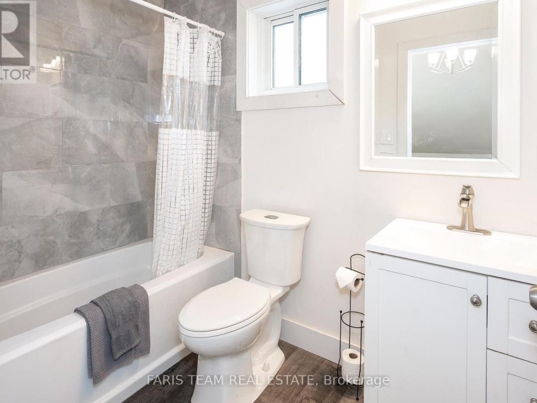 1036 Beverley Lane, Gull Lake