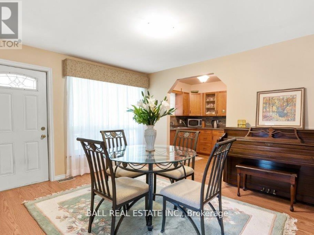 4263 LOOP ROAD, 