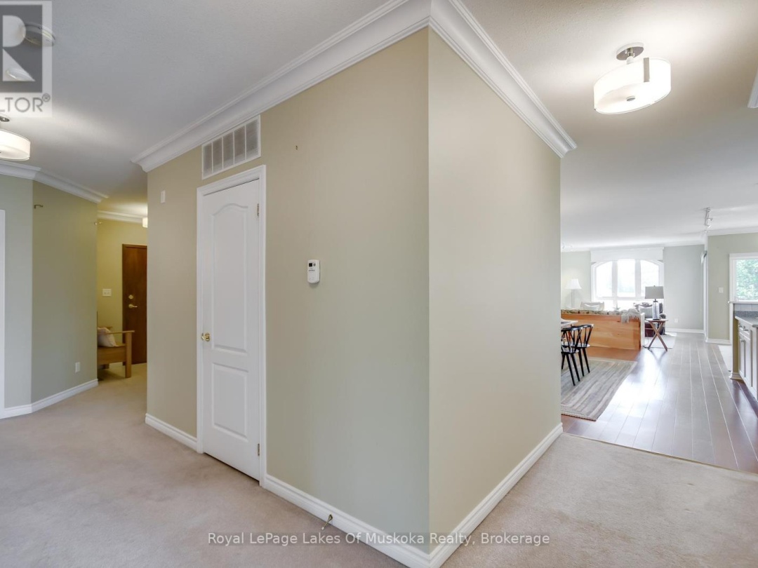 401 31 Dairy Lane, Lake Muskoka