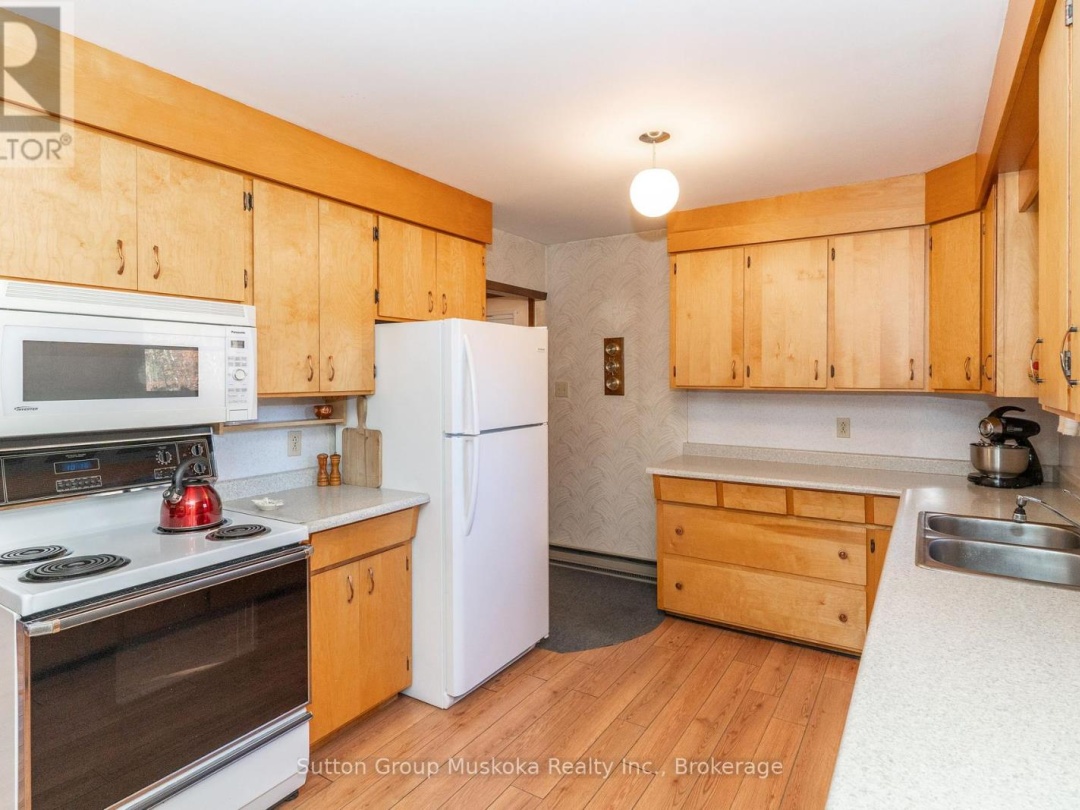 467 WEST BROWNS ROAD, 