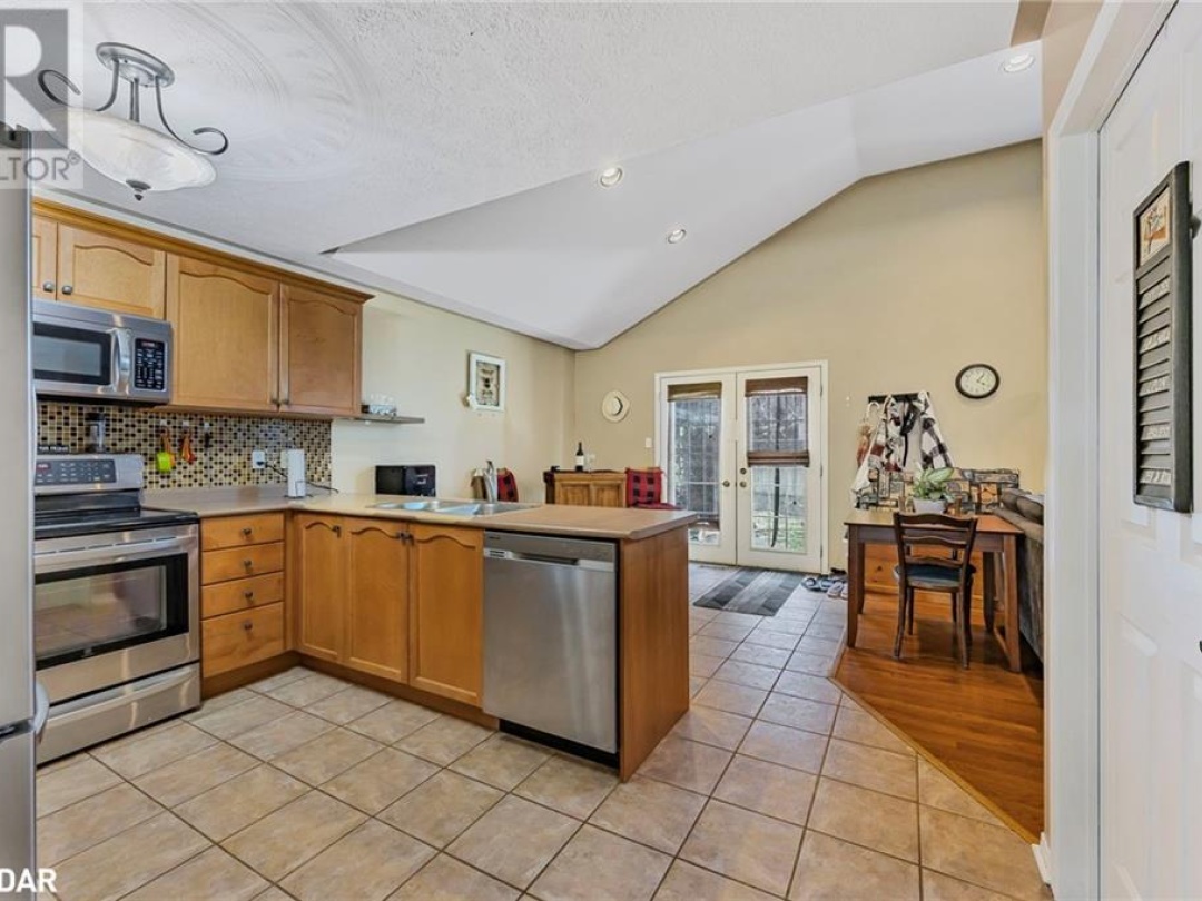 3160 Emperor Drive, Orillia