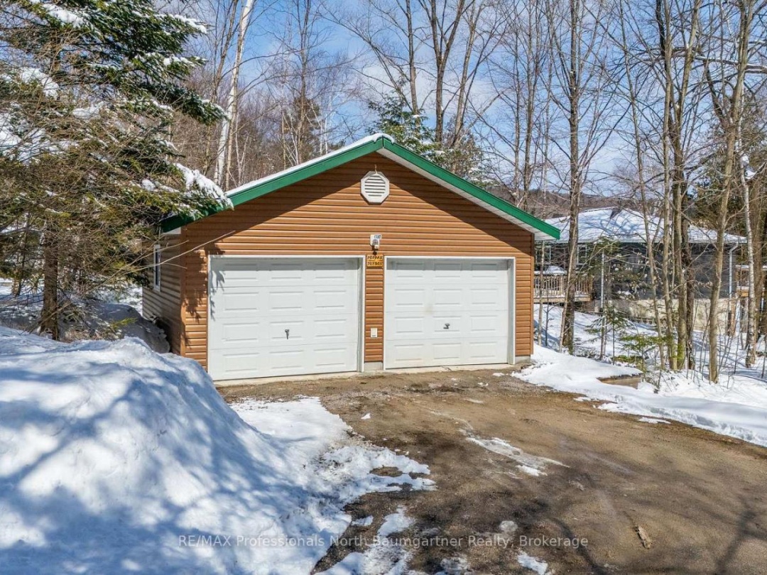 6258 Haliburton Lake Road, Haliburton Lake