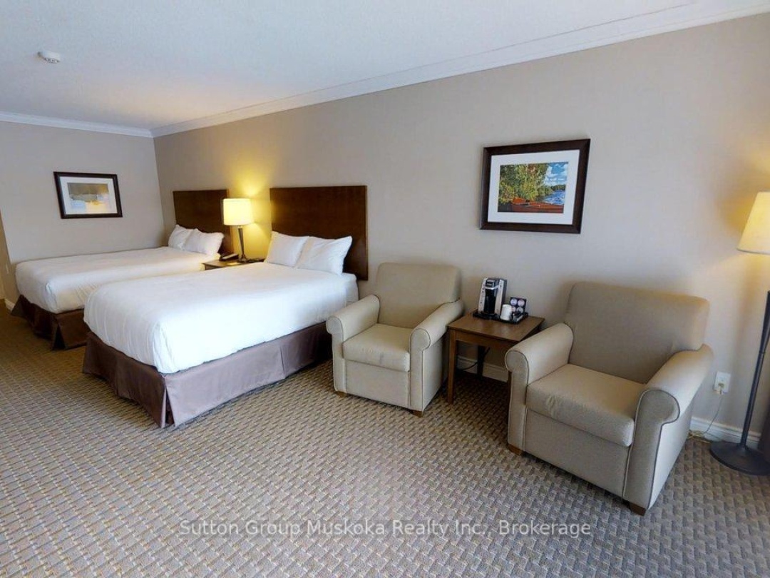 421 - 421 BAYSHORE - DEERHURST DRIVE, 