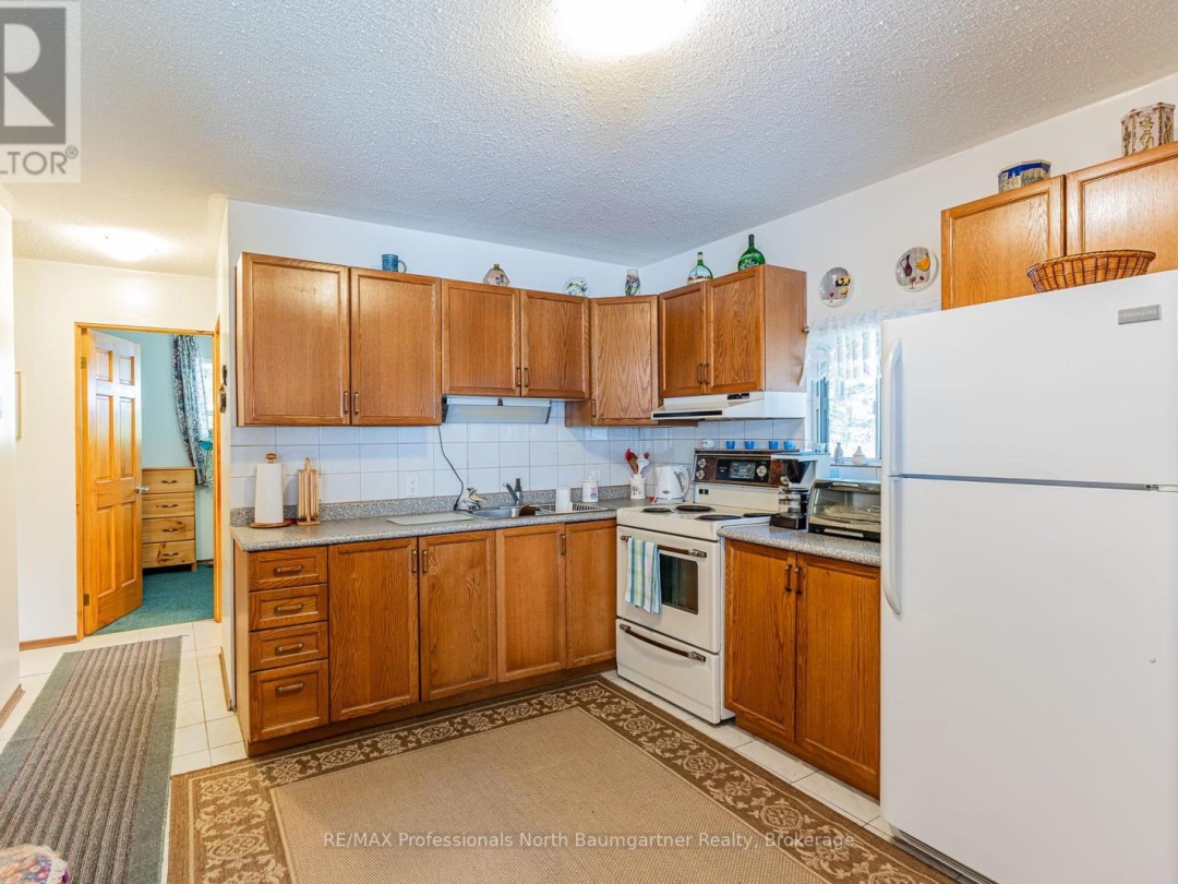 1566 WEST SETTLEMENT ROAD, 