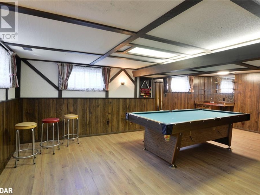 35 OLD INDIAN Trail, 