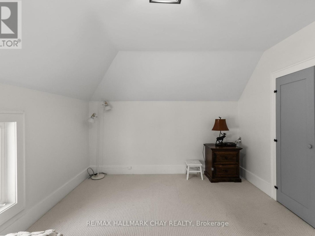 1866 WARMINSTER SIDE ROAD, 