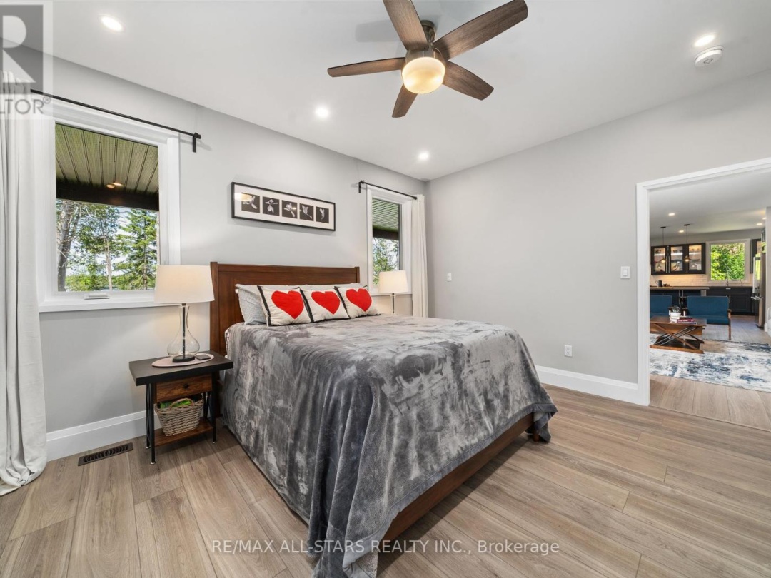15 Berry Lane, Sturgeon Lake