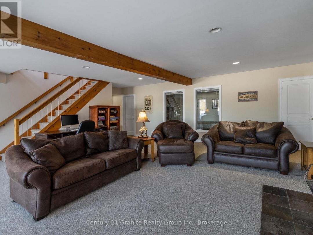 1047 Bonis Lane, Mountain Lake