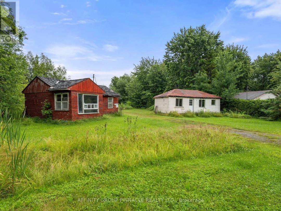 1 & 4 2559 Lakeshore Drive, Ramara