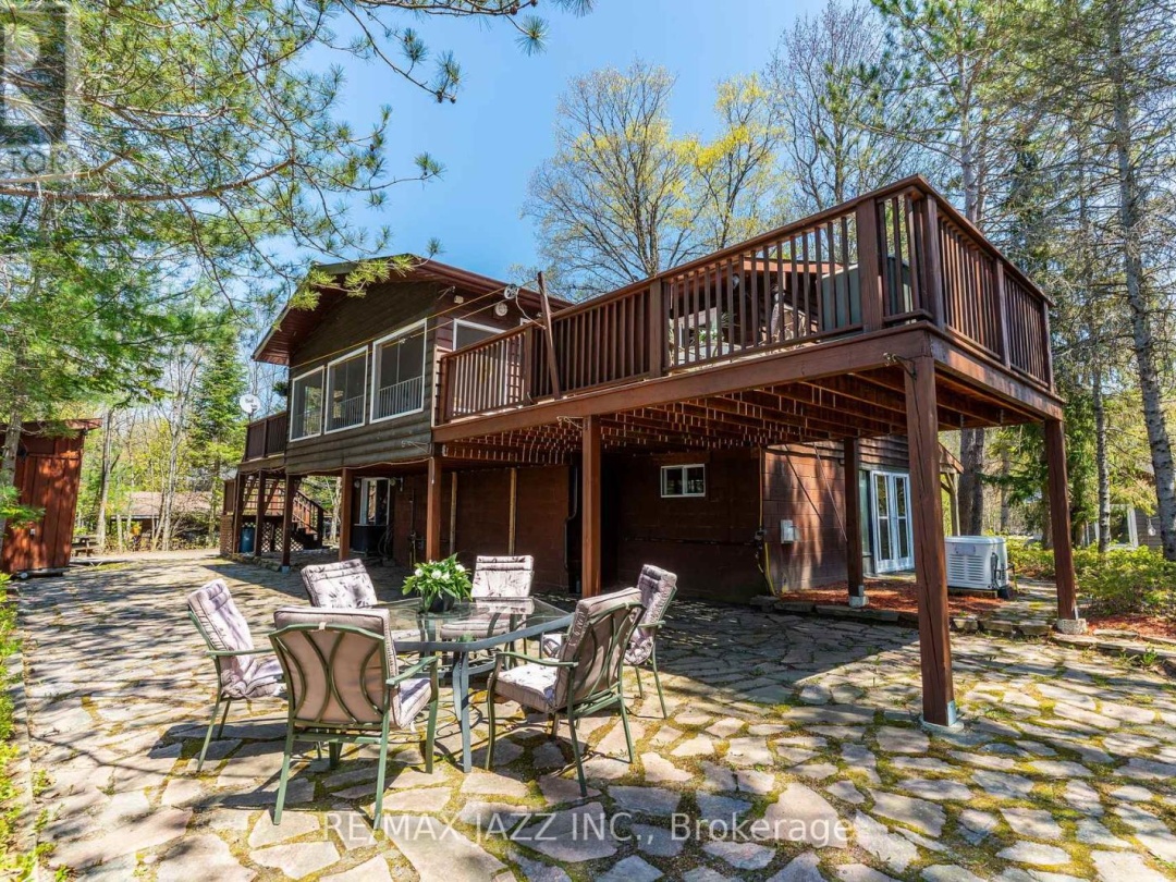 1092 Briscoe Drive, Kushog Lake