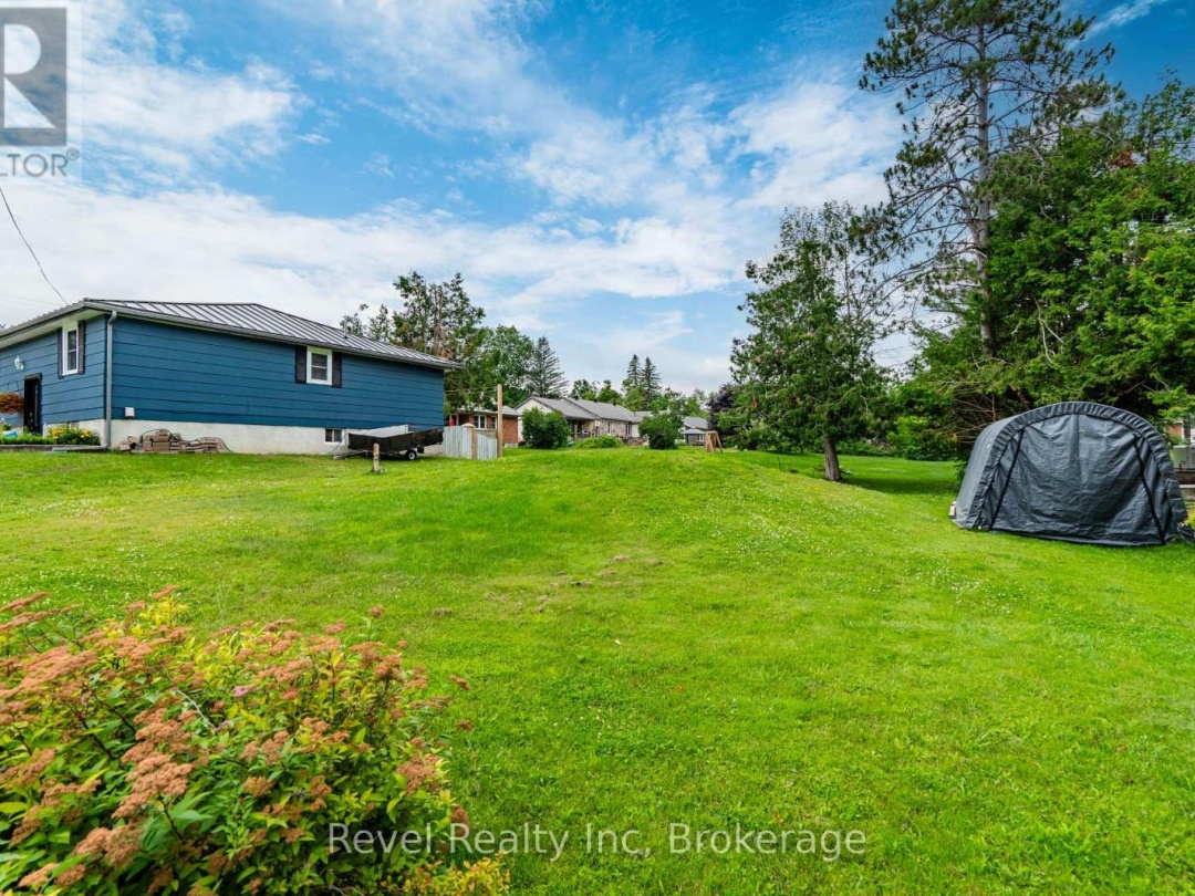 10 JAMIESON CRESCENT, 