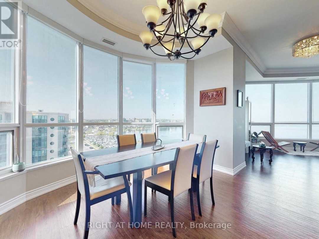 PH06 - 37 ELLEN STREET, 