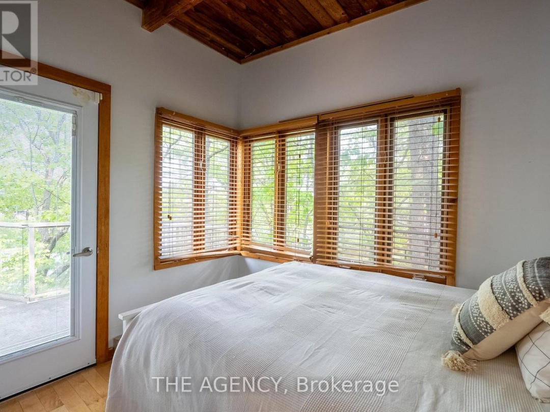 45 PINETREE ROAD, Loon Lake