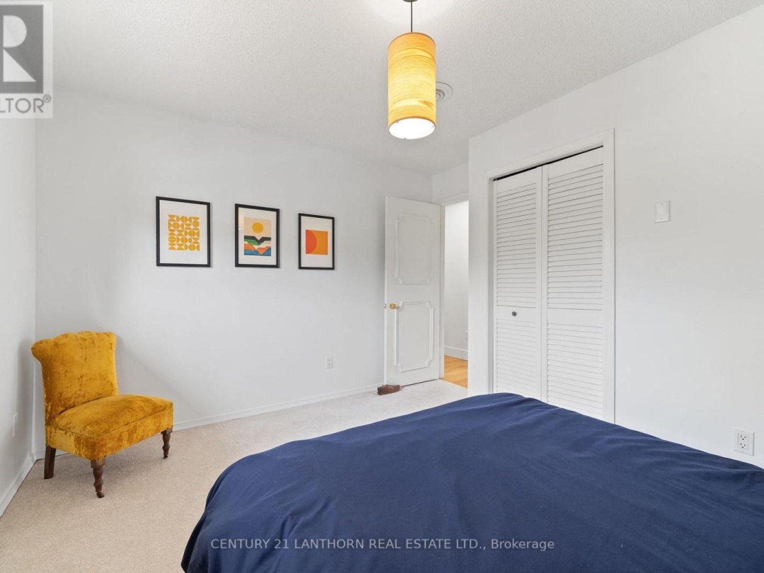 456 OLD SURREY LANE, 